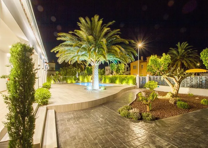 Leon Inmo Palmera - 10337 Vila Empuriabrava