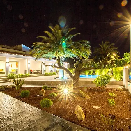 Villa Leon Inmo Palmera - 10337 Empuriabrava